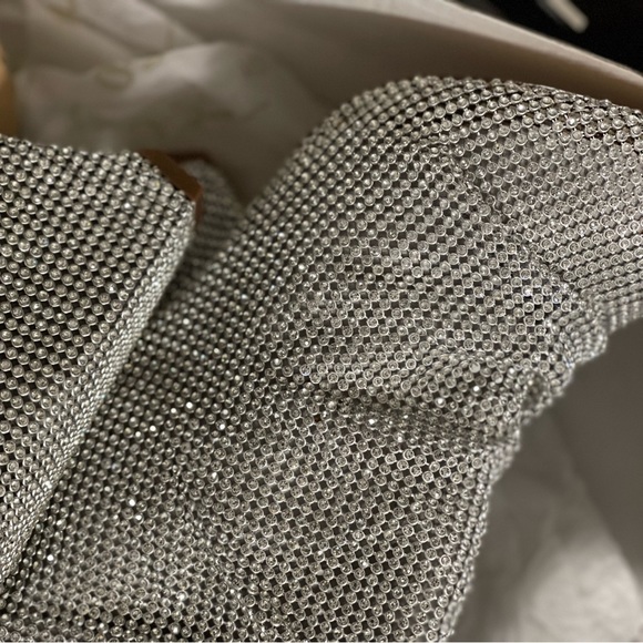 Crystal rhinestones are embellished slouch boots New with defeats - Picture 9 of 10